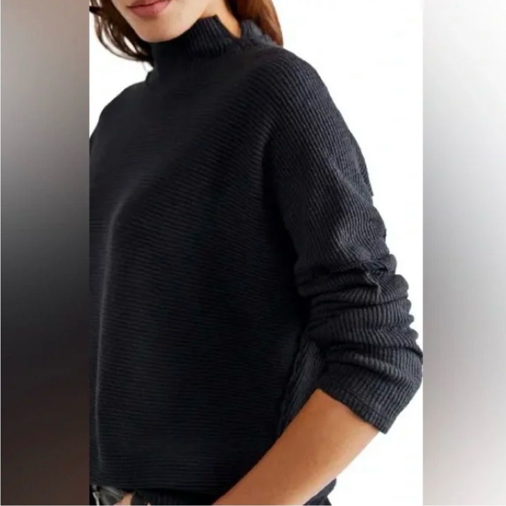 We The Free | Charcoal Black Casey Rib Tunic Sweater - Picture 3 of 9